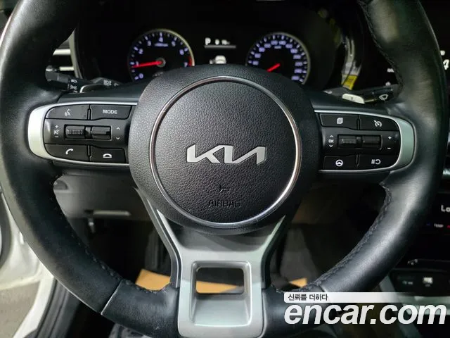 Kia K5 Generation 3 — Фото автомобиля 11