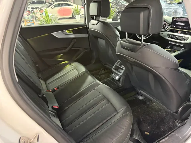 Audi A4L — Фото автомобиля 12