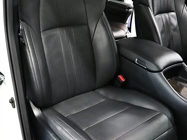 Toyota Alphard — Фото автомобиля 16