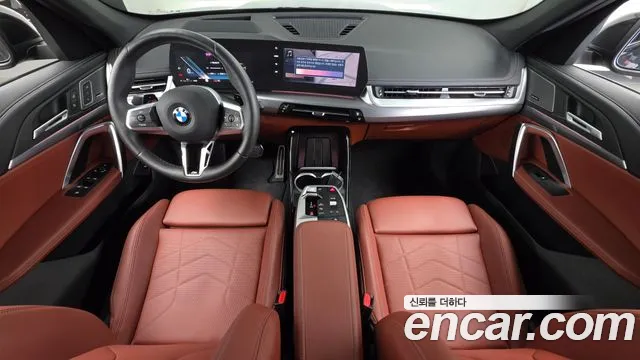 BMW X1 U11 — Фото автомобиля 10