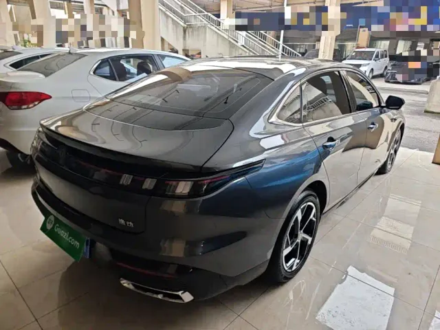 Changan Eado — Фото автомобиля 6