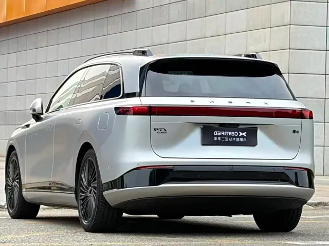 Xpeng G9 — Фото автомобиля 9