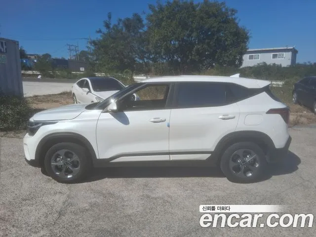 Kia Seltos New — Фото автомобиля 3