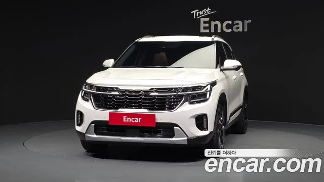 Kia Seltos Новый Seltos Бензин 1.6 турбо 2WD — Фото автомобиля 3