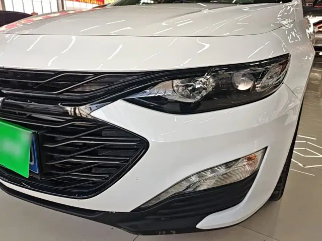 Chevrolet Malibu XL — Фото автомобиля 2