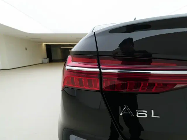 Audi A6L — Фото автомобиля 8