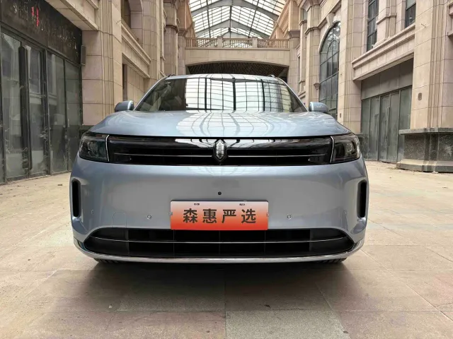 Aito M7 — Фото автомобиля 2