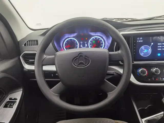 Changan Ruixing M60 — Фото автомобиля 11
