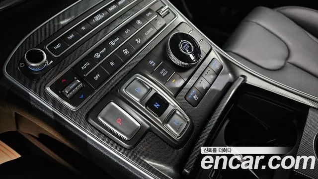 Hyundai Santafe Новый Santa Fe Дизель 2.2 2WD — Фото автомобиля 9