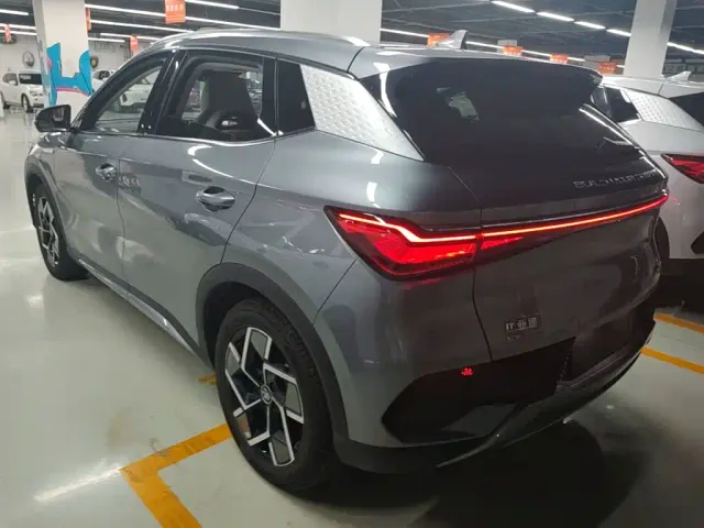 BYD Yuan PLUS — Фото автомобиля 4