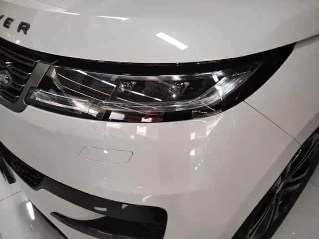 Land Rover Range Rover Sport — Фото автомобиля 23