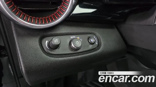 ChevroletGMDaewoo Trax Trax Кроссовер — Фото автомобиля 26