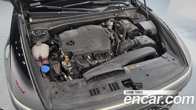 Hyundai Grandeur Grandeur (GN7) 2.5 Бензин 2WD — Фото автомобиля 5
