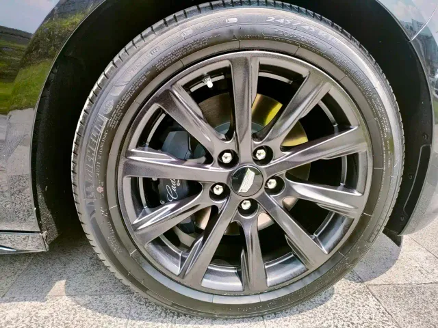 Cadillac CT5 — Фото автомобиля 14