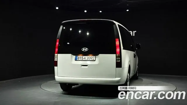 Hyundai Staria Staria L3.5 Карго 3 места — Фото автомобиля 3