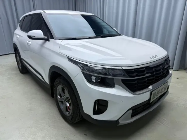 Kia Seltos — Фото автомобиля 3