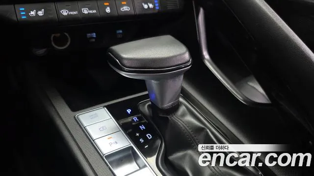 Hyundai AVANTE Новый Avante (CN7) — Фото автомобиля 9