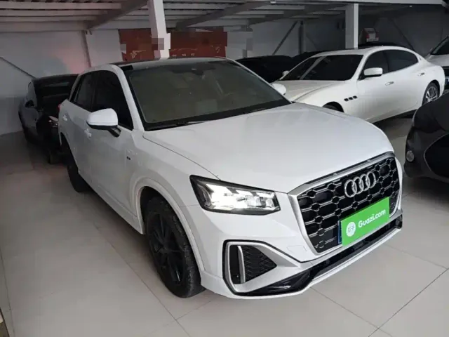 Audi Q2L — Фото автомобиля 3
