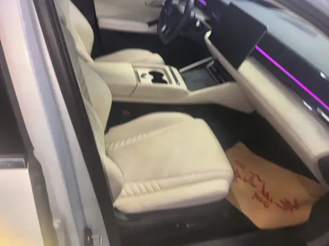 BYD Qin L — Фото автомобиля 8