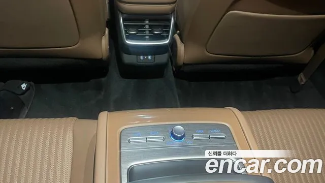 Hyundai Grandeur GN7 — Фото автомобиля 16