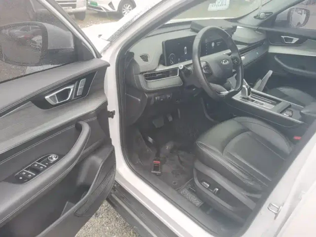 Chery Tiggo 8 — Фото автомобиля 15