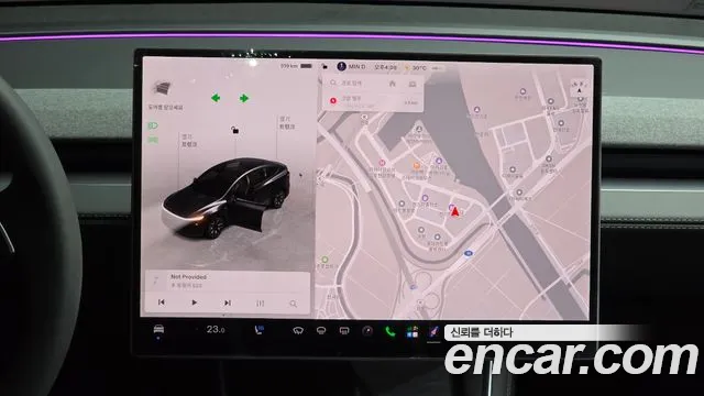 Tesla Model Y — Фото автомобиля 11