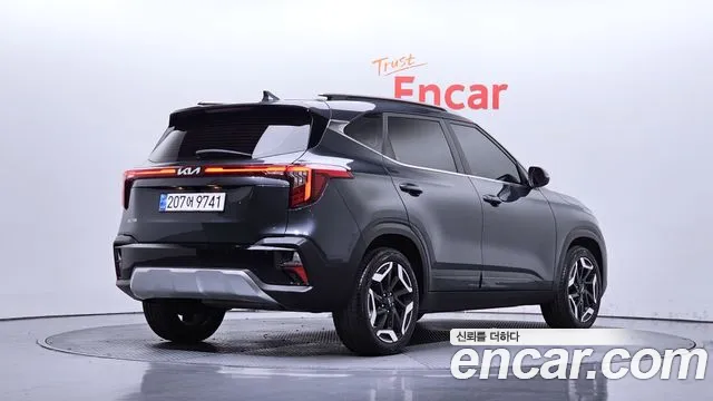 Kia Seltos — Фото автомобиля 2