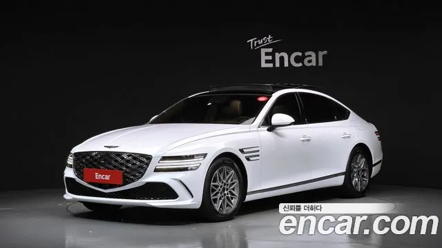 Фотография автомобиля — Genesis G80 RG3