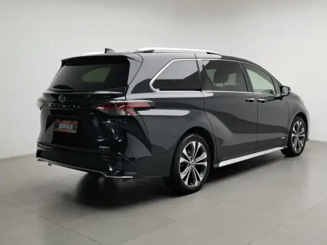 Toyota Granvia — Фото автомобиля 2
