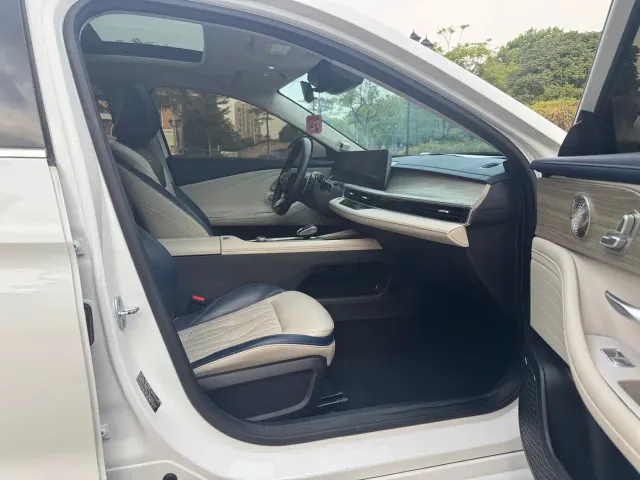 Chery Arrizo 8 — Фото автомобиля 7