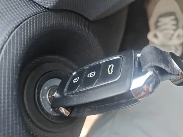 Wuling Hongguang Mini EV — Фото автомобиля 8