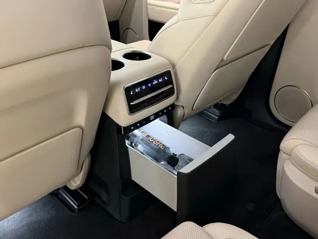 Li Auto Li Xiang L9 2022 Max — Фото автомобиля 6