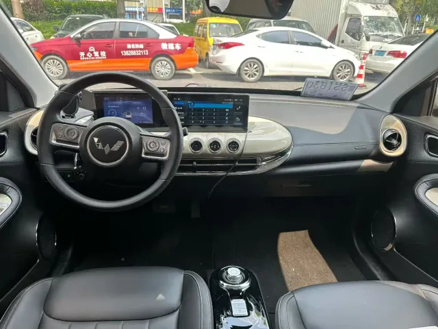 Wuling Bingo — Фото автомобиля 6