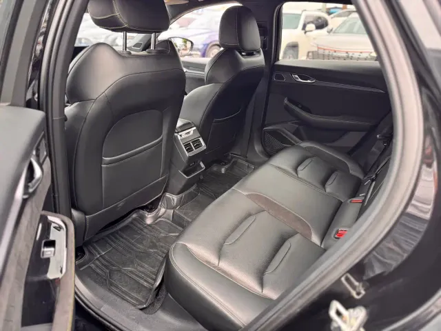 Geely Xingrui — Фото автомобиля 13