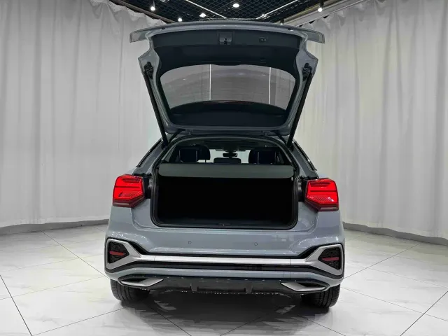 Audi Q2L — Фото автомобиля 17