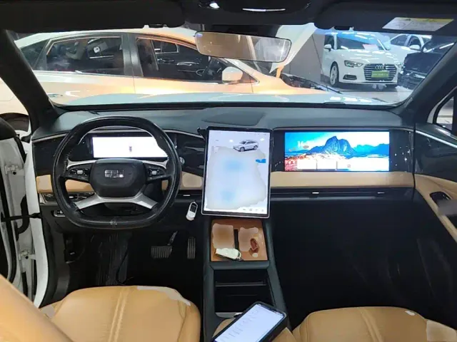 Geely Galaxy L7 — Фото автомобиля 9
