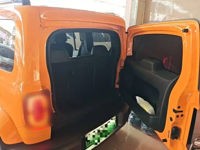 Baojun Yep — Фото автомобиля 18
