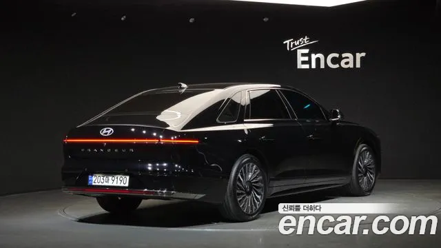Hyundai Grandeur GN7 — Фото автомобиля 2