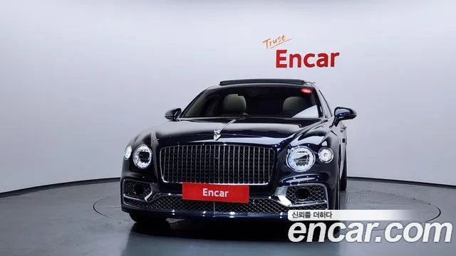 Bentley Flying Spur — Фото автомобиля 3