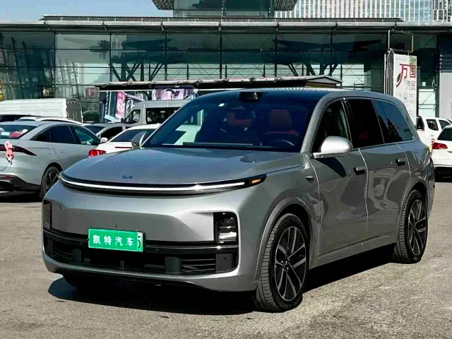 Фотография автомобиля — Li Auto L9