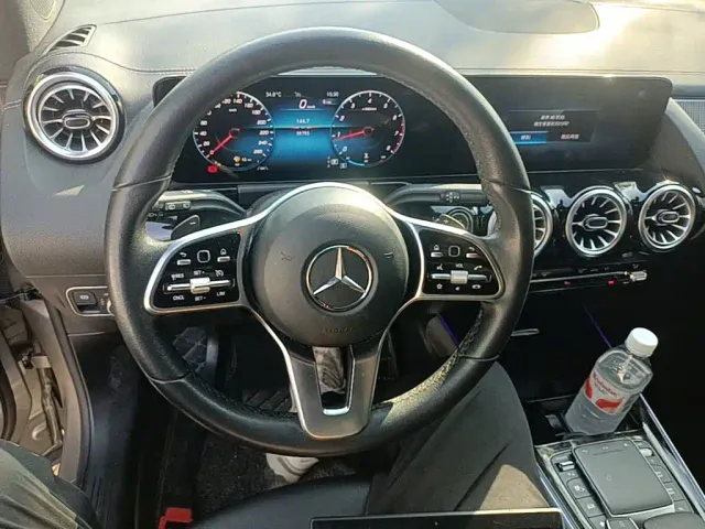 Mercedes-Benz GLA-Class — Фото автомобиля 10