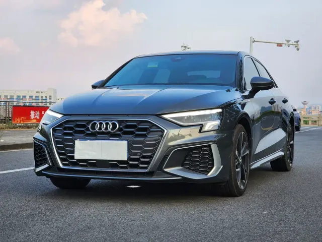 Фотография автомобиля — Audi A3
