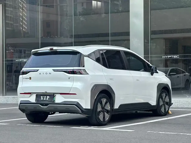 GAC Aion Y — Фото автомобиля 10