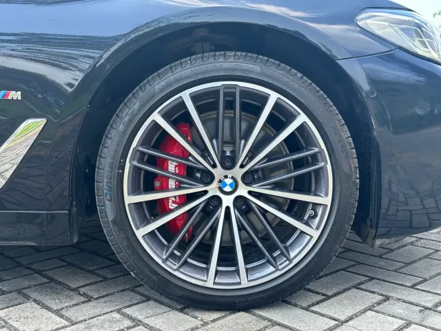BMW 5 Series — Фото автомобиля 20