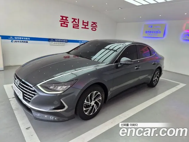 Фотография автомобиля — Hyundai Sonata DN8