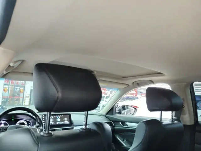 Honda Accord — Фото автомобиля 17