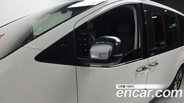 Hyundai Staria Staria 4WD Lounge 9 мест — Фото автомобиля 23