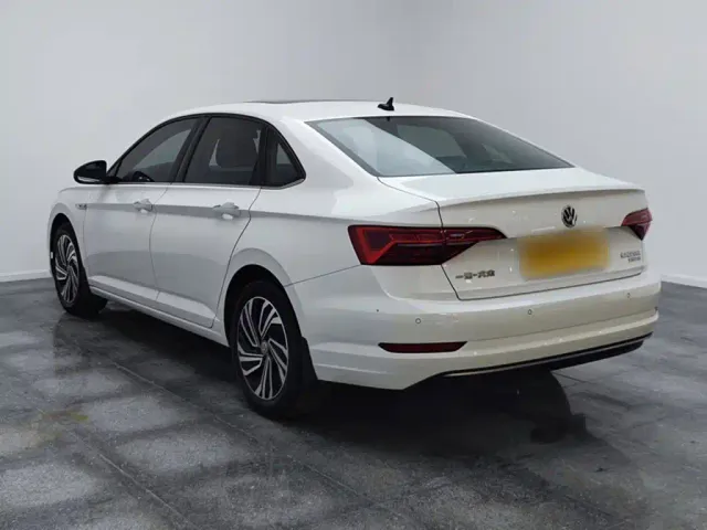 Volkswagen Sagitar — Фото автомобиля 4