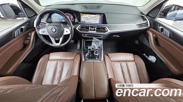 BMW X7 — Фото автомобиля 7