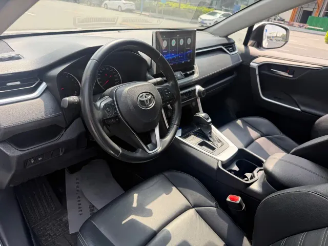 Toyota Wildlander — Фото автомобиля 8